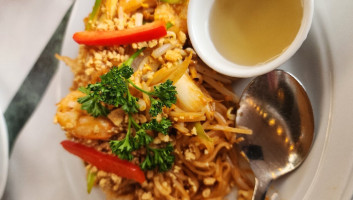 Chalet Thai food