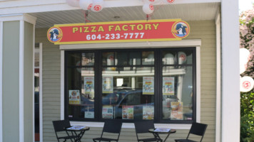Pizza Factory Steveston (steveston Village) inside