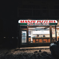 Manzo Pizzeria food
