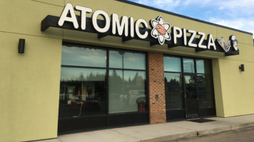 Atomic Pizza & Donair food