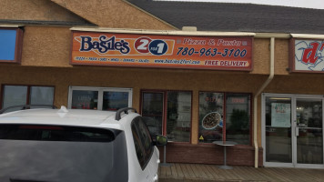 Basile's 2 For 1 Pizza & Pasta outside