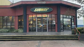 Subway Resturant outside