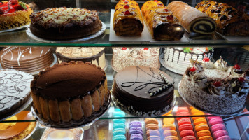 Nova Era Bakery food