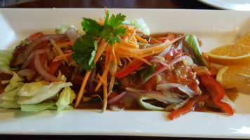 Thai House Campbellville food