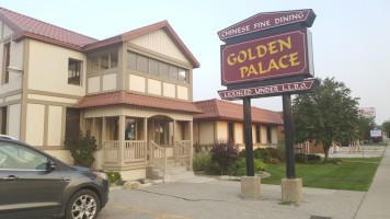 Golden Palace outside