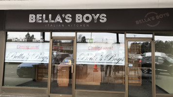 Bella's Boys food