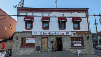 Carleton Tavern outside