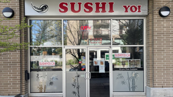 Sushi Yoi outside