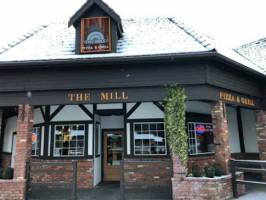 The Mill Pizza Grill outside
