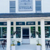 Stella's Lounge Jack Stella inside