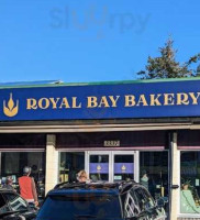 Royal Bay Bakery outside