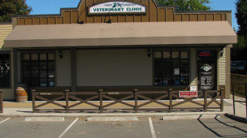 Fort Langley Veterinary Clinic outside