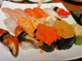 Sushi Matsuri food
