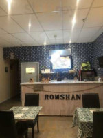 Rowshan Seafood inside