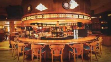 James Bay Inn Pub inside