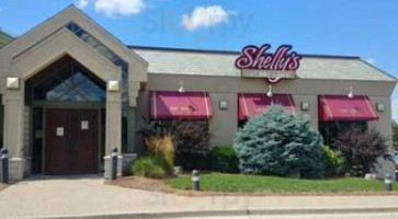 Shelly's Tap And Grill London Ontario. outside