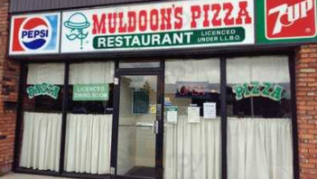 Muldoon's Pizza inside