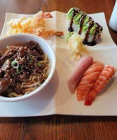 Tokyo Hon Sushi food