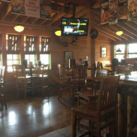 Montana's BBQ & Bar À l'intérieur