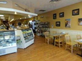 Parry Sound Country Kitchen inside