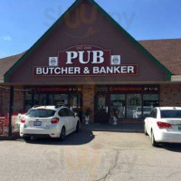 The Butcher Banker Pub inside