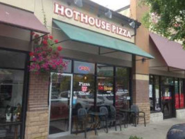 Hothouse Pizza food