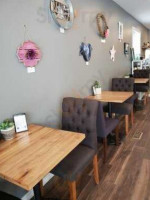 Elpida Cafe Roastery inside