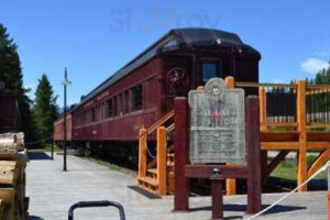 Lake Louise Station outside