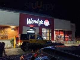 Wendy's outside