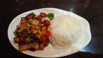 Shinwa Asian Cuisine Waterloo inside