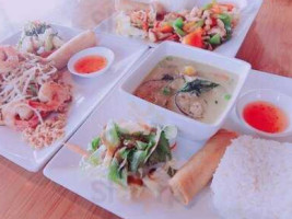 Nahm Thai Bistro food