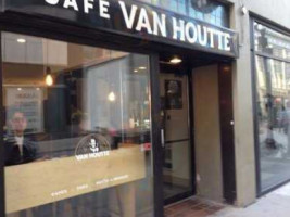Cafe Al Van Houtte food