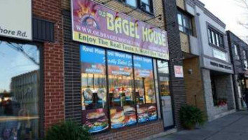 Old Bagel House outside