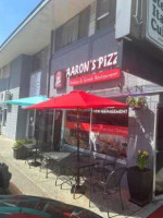 Aaron's Pizza outside