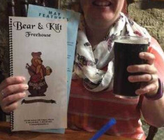 The Bear and Kilt food