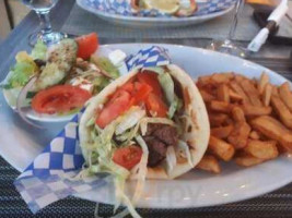 Restaurant Deli-Grec food