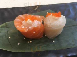 Heart Sushi food