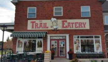 The Trail Eatery outside