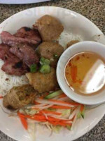 Bao Chau Vietnamese Restaurant food