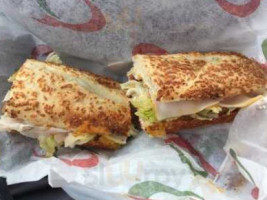 Quiznos food