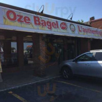 Oze Bagel outside