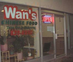 Wan's Chinese Food outside
