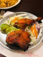 Singh's Indian Cuisine food