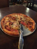 Niagara Pizza food