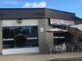 Paul's Kitchen food