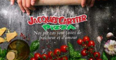 Jacques Cartier Pizza Longueuil inside