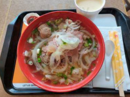 Pho Ling food