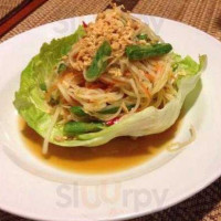 Sawaddee Thai Cuisine inside