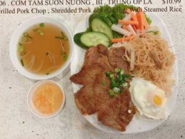 Pho My Tan Ky food