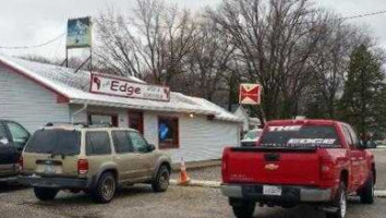 The Edge Eatery & Lounge outside